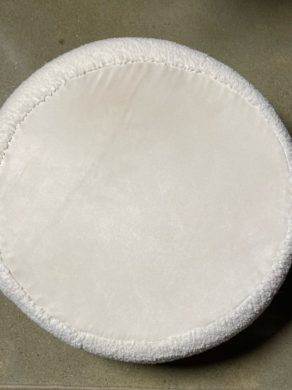 Tuft + Paw Plush Cream Round Sherpa “The Puff” Cat Bed - Picture 5 of 16